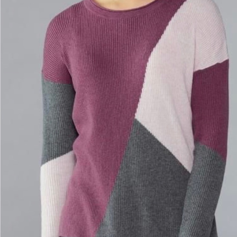 Smartwool Purple and Gray Crew Neck Sweater with Geometric Design